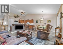 319 De Foras Close NW - photo 20