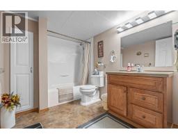 319 De Foras Close NW - photo 33