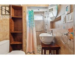 5428 Centre A Street NE - photo 32