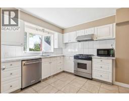 5428 Centre A Street NE - photo 12