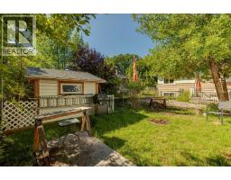 5428 Centre A Street NE - photo 38