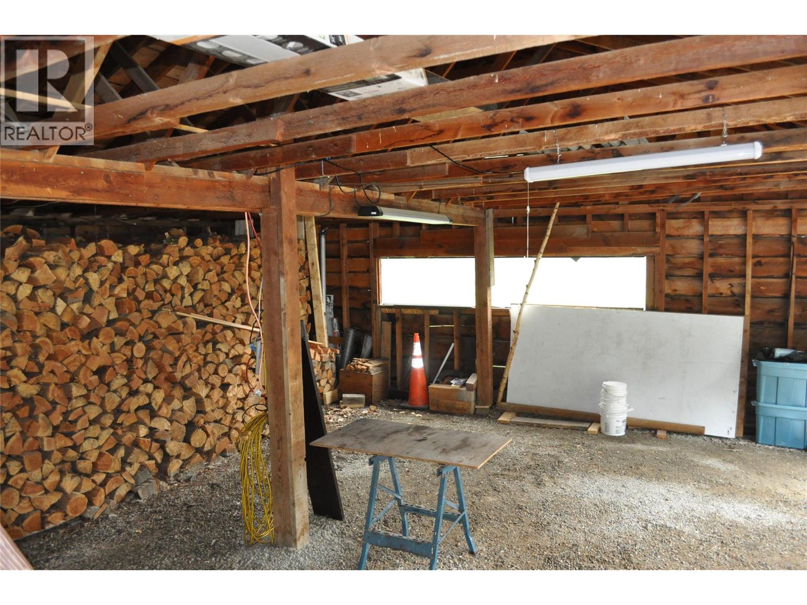 6520 Deadman Vidette Road - 33