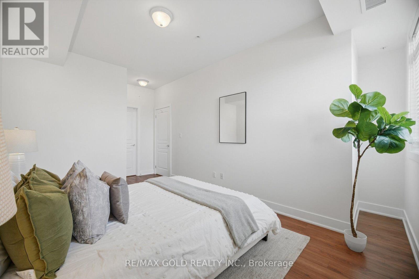 324- 128 Garden Drive, Oakville, ON photo 19