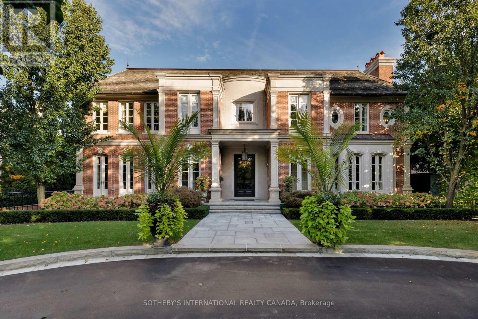 29 Edgehill Road, Toronto, ON photo 1