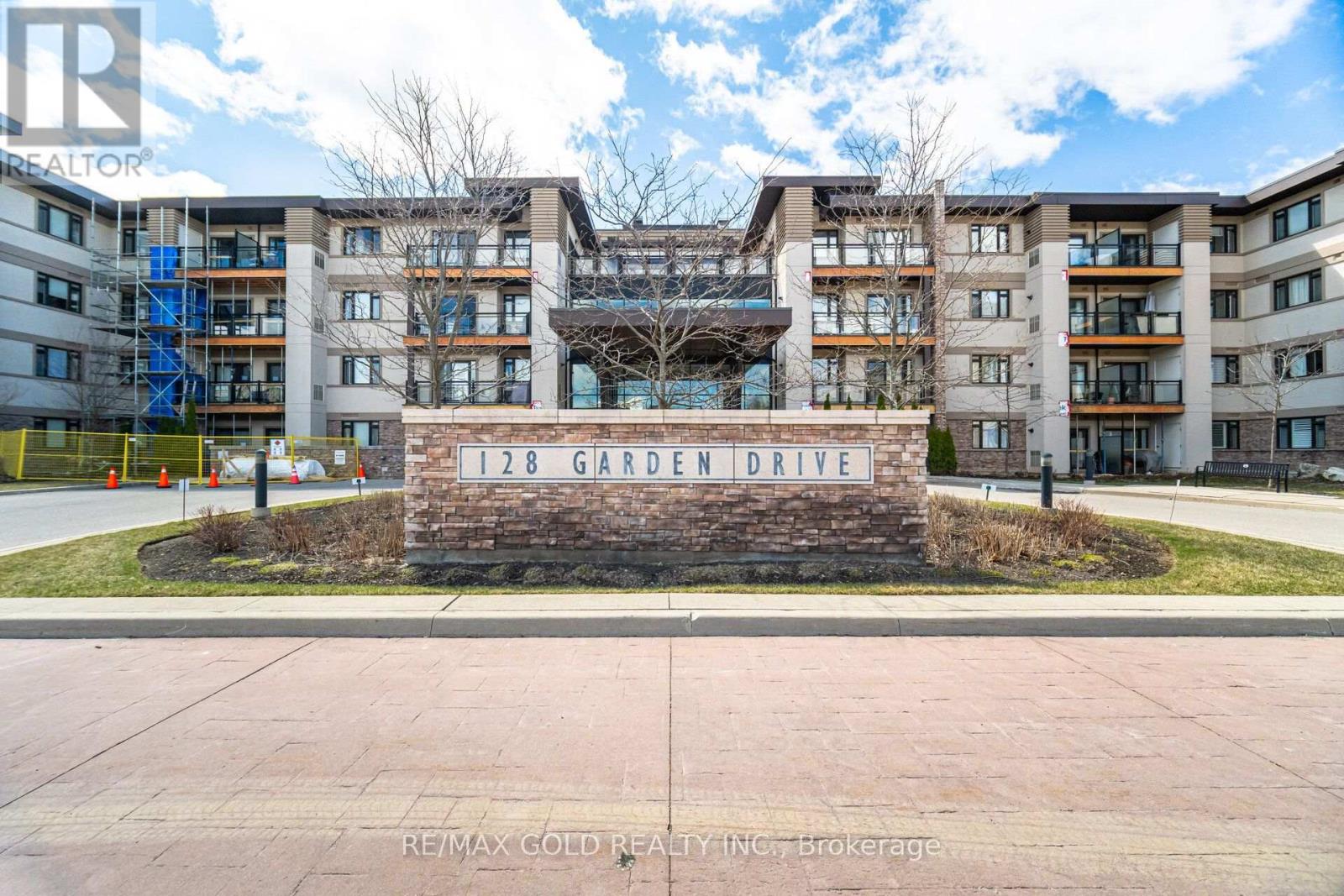 324- 128 Garden Drive, Oakville, ON photo 36