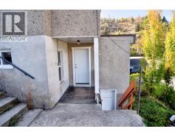 Kitchen - 195 Lerose Street, Trail, BC V1R3L7 Photo 13