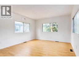 3223 83 Street - photo 11