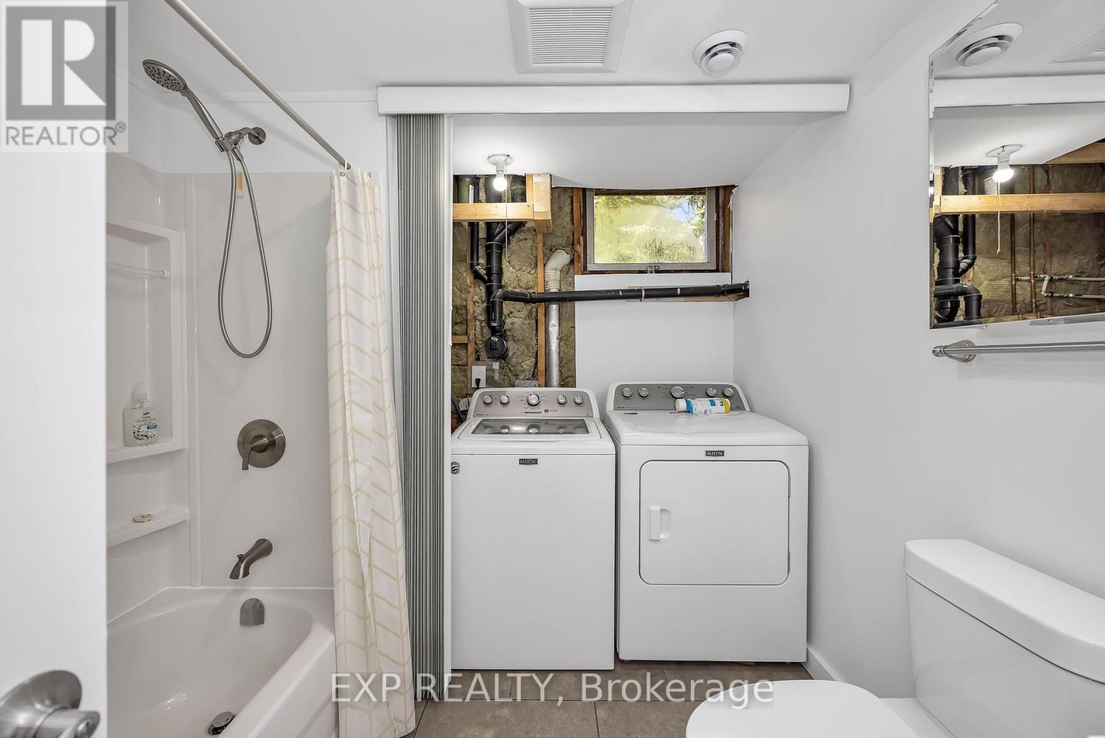 557 GLENVIEW ROAD - Image 30