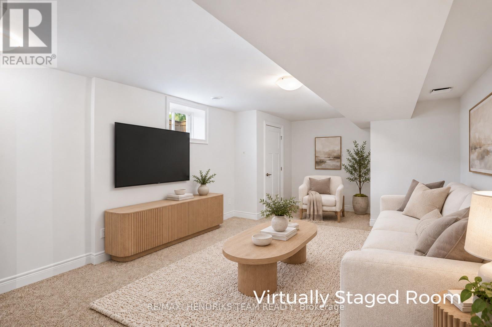 13 TURBINIA COURT - 28