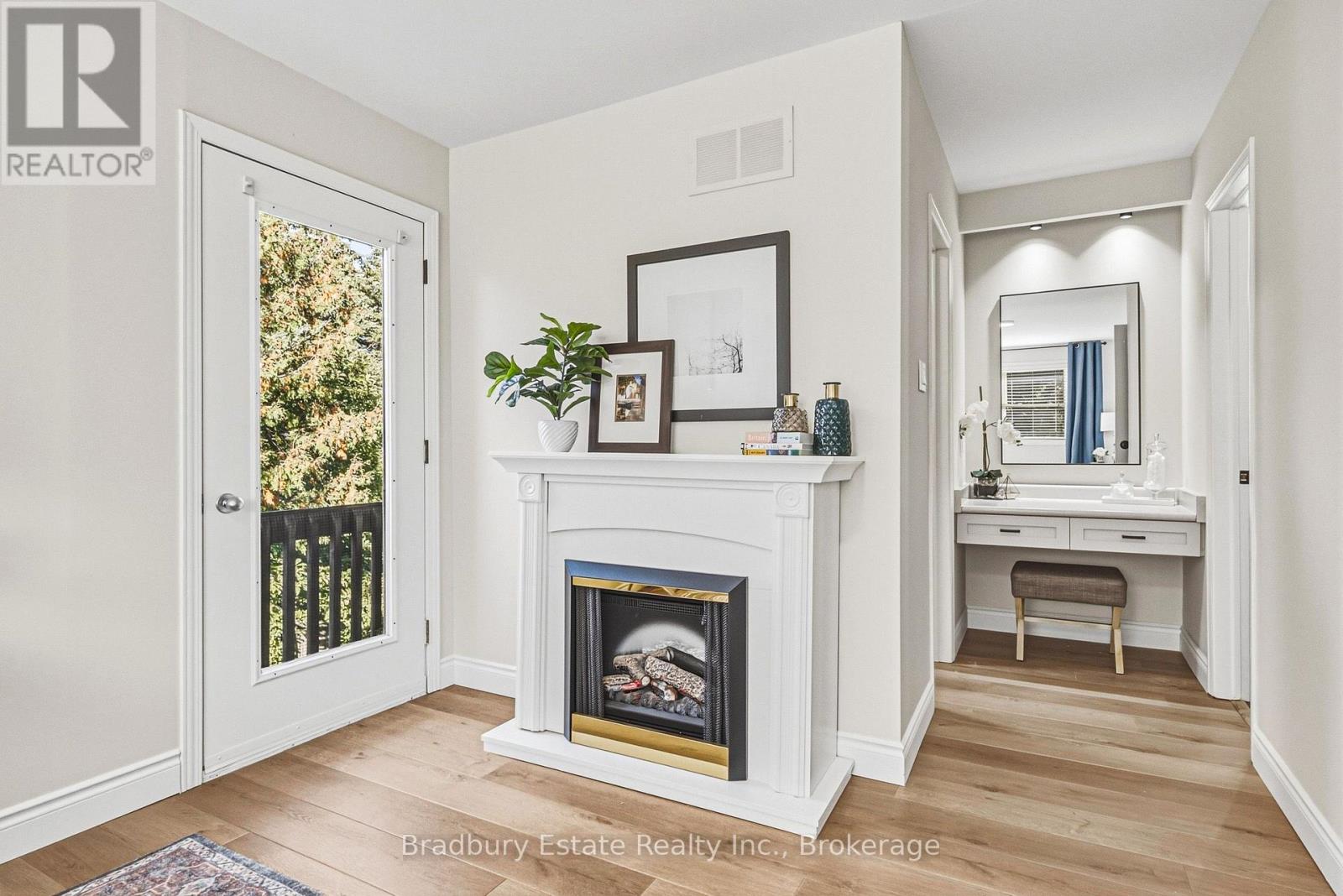 1106 HUNTLEY COURT - 30