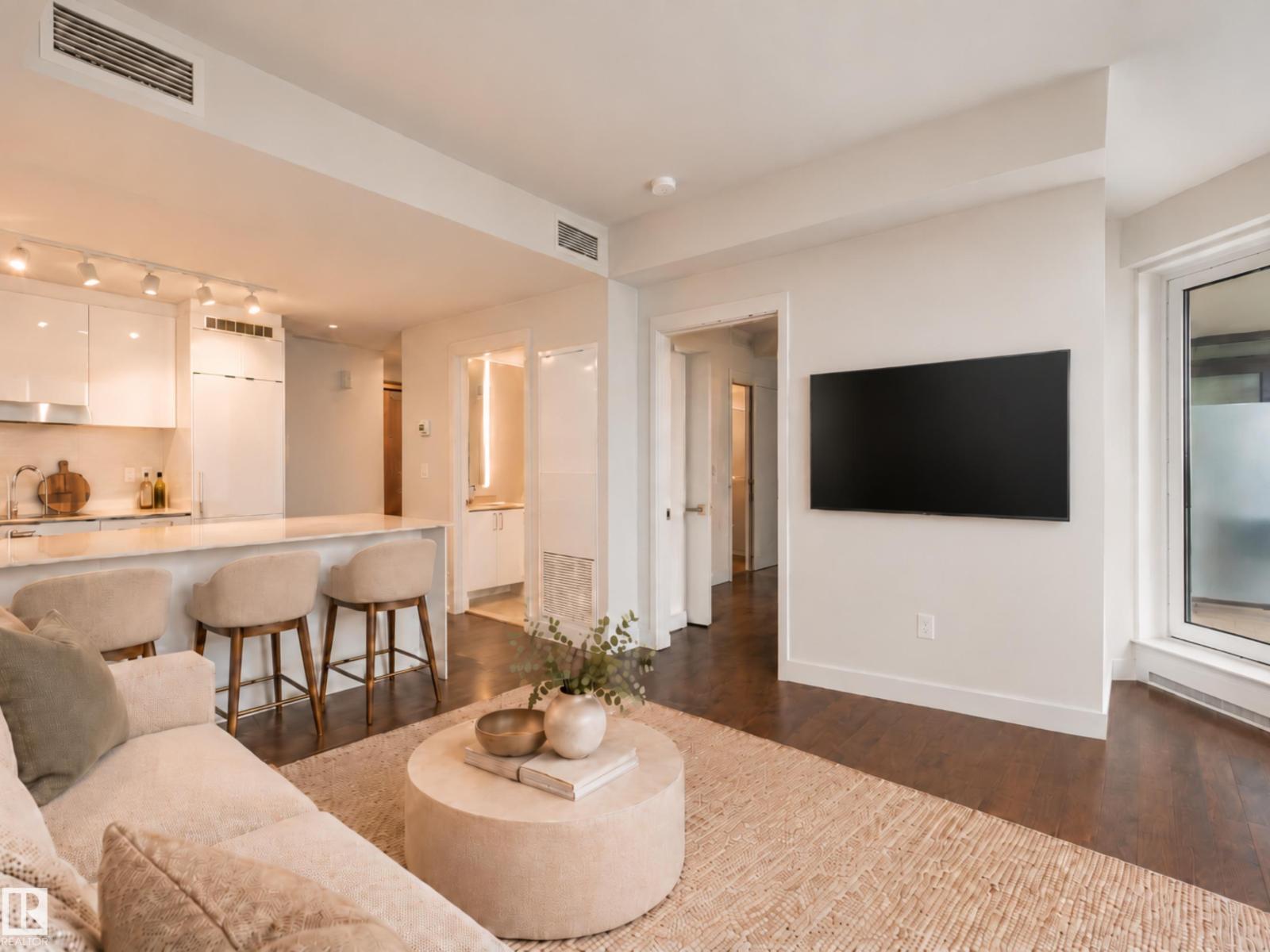 #2609 10360 102 ST NW - 2