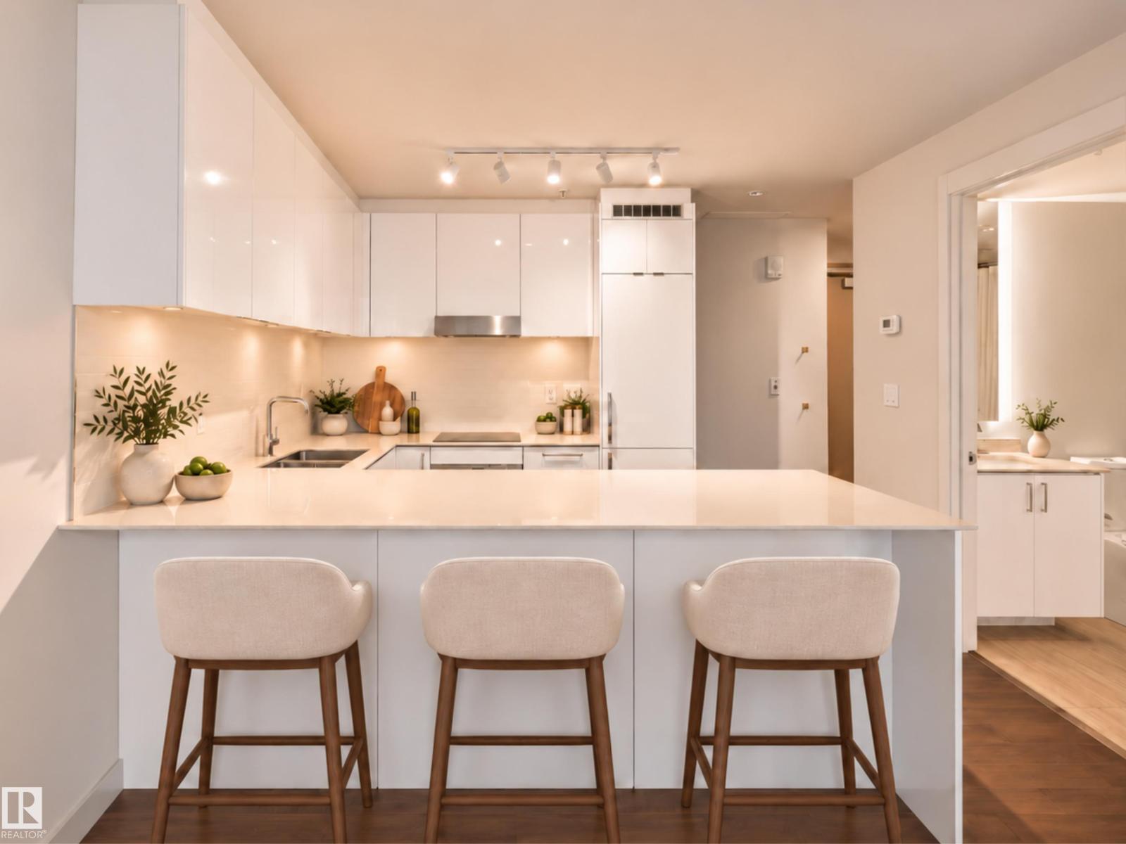 #2609 10360 102 ST NW - 4