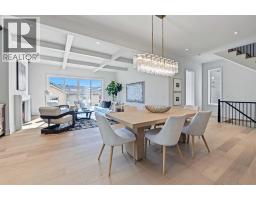 4pc Bathroom - 2125 Bowness Road Nw, Calgary, AB T2N3L2 Photo 14