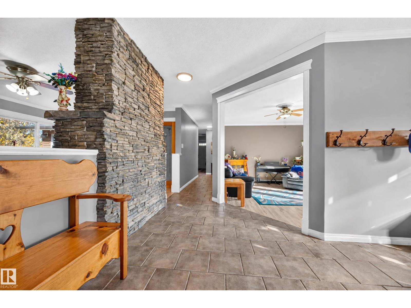#26 52472 RGE ROAD 224 - 10