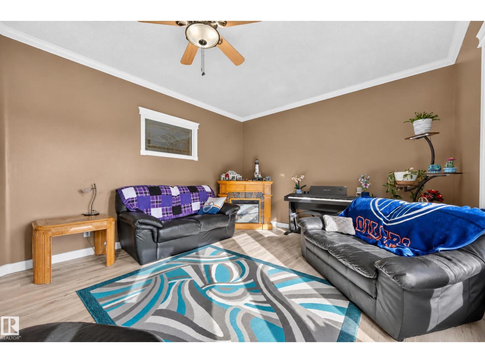 #26 52472 RGE ROAD 224 - 13