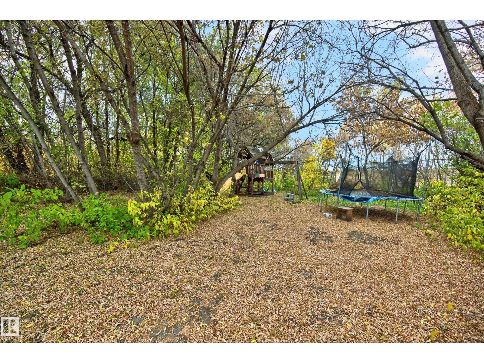 #26 52472 RGE ROAD 224 - 53
