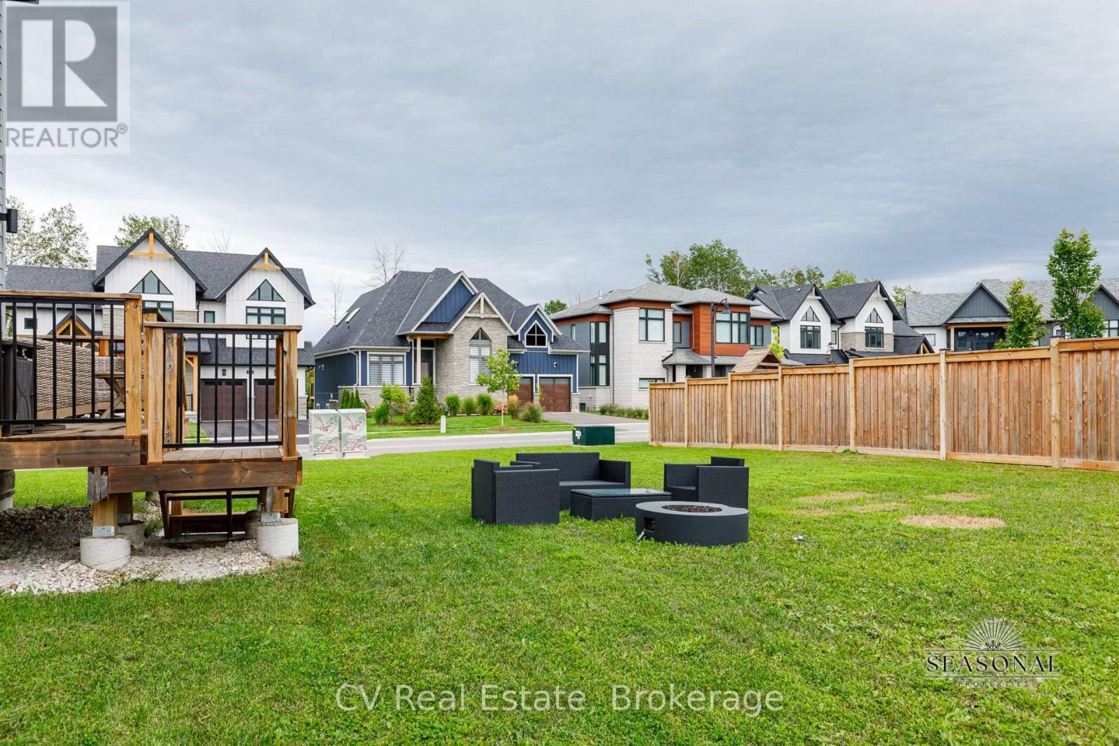 157 Springside Crescent — photo 45