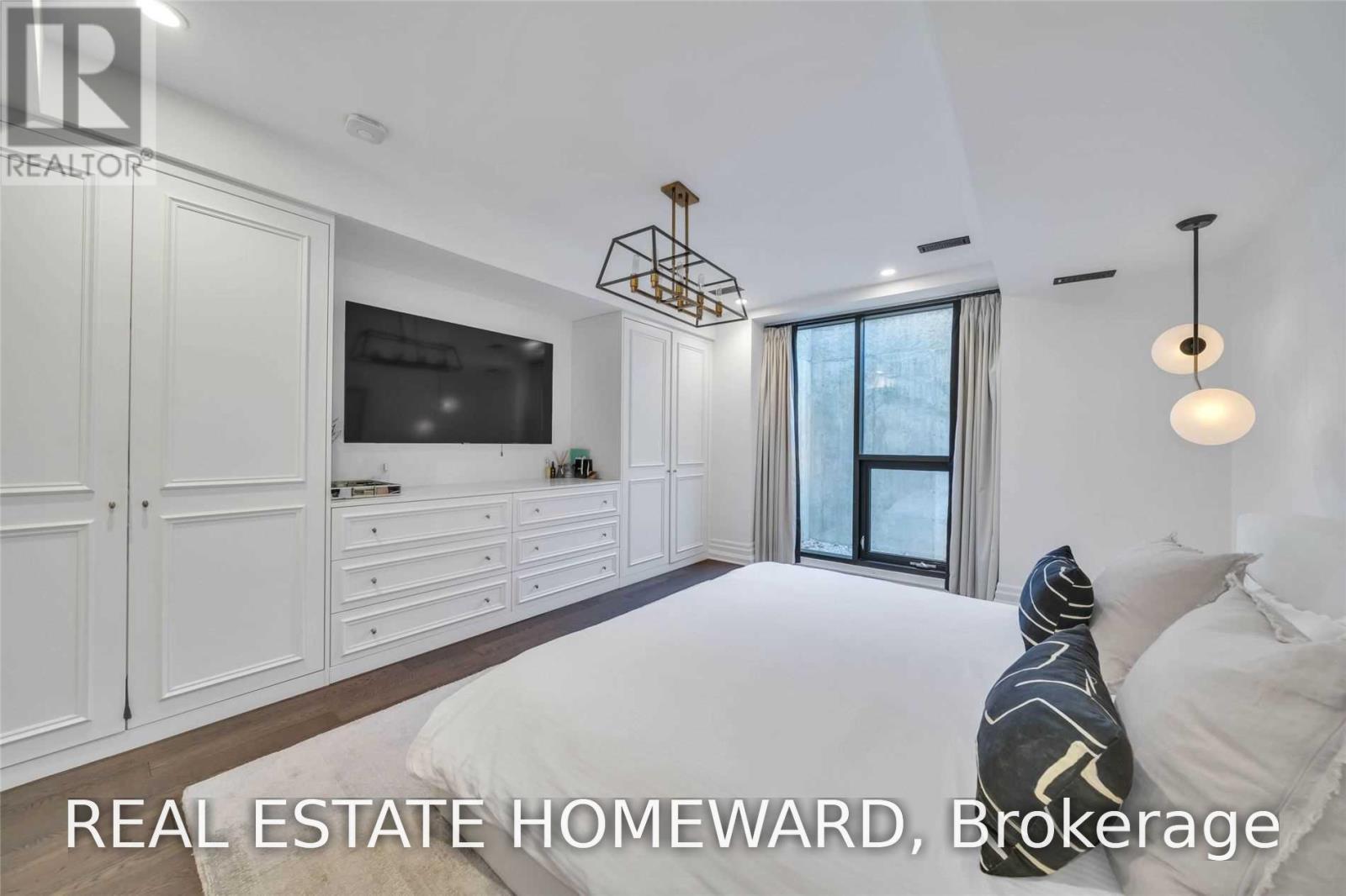 80 Willcocks Street — photo 26