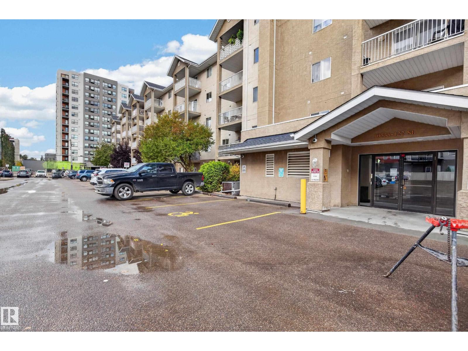 #118 – 10535 122 Street NW, Westmount — photo 21 of 24: Property photo