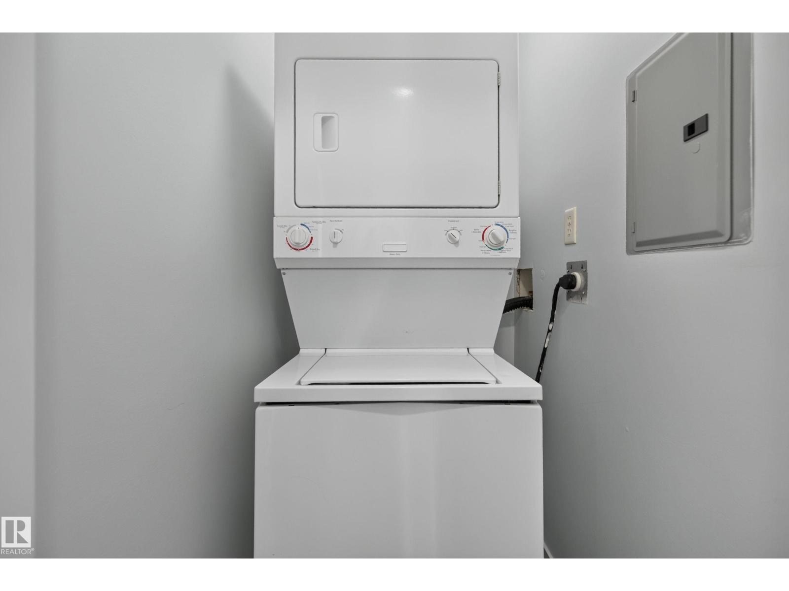 #118 10535 122 ST NW - 15