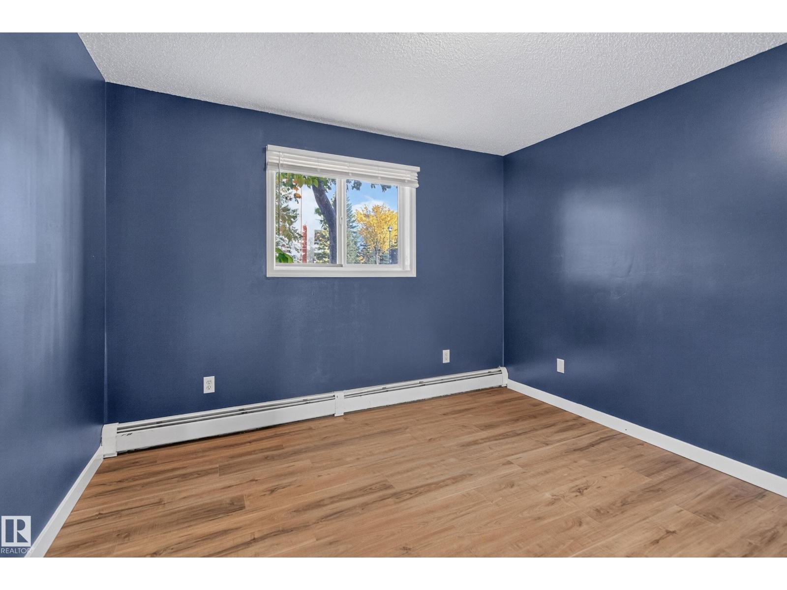 #118 10535 122 ST NW - 12