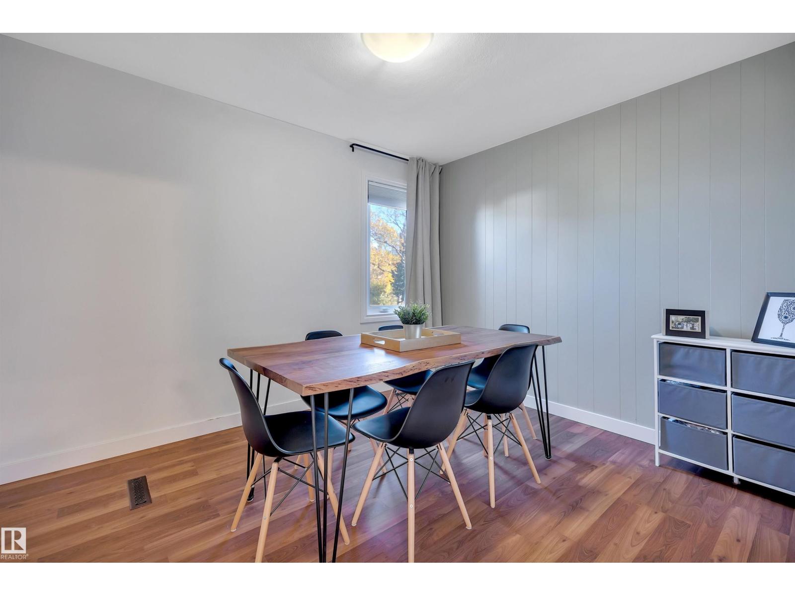 10647 68 AV NW - 15