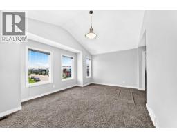 325 Evanspark Gardens NW - photo 31