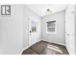 325 Evanspark Gardens NW - photo 4