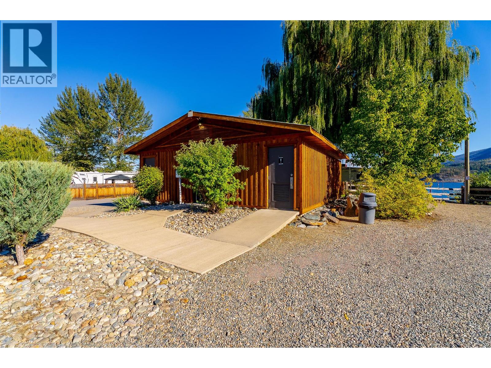  46 Cottonwood Drive North, Lee Creek - Image 1