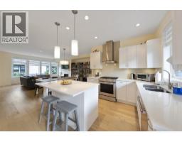 4pc Ensuite bath - 1102 Cameron Avenue Unit# 144, Kelowna, BC V1Y0B2 Photo 8