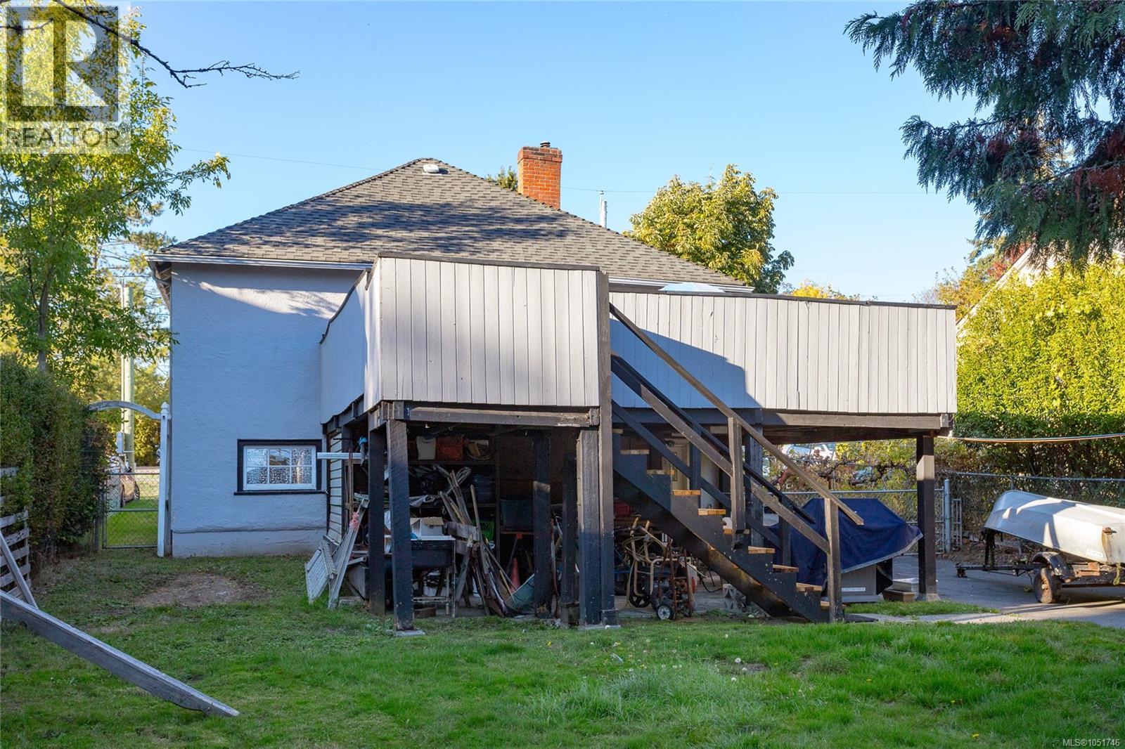 911 Darwin Ave - 28