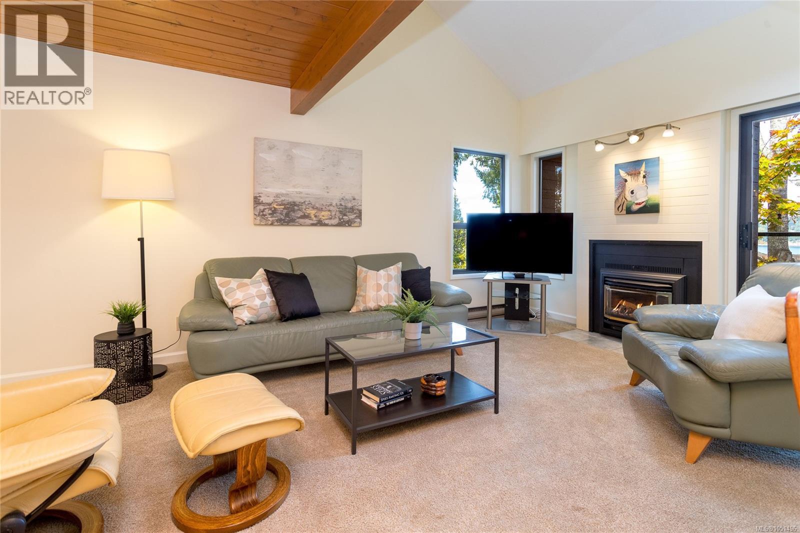 401 2341 Harbour Rd, Sidney - Image 1