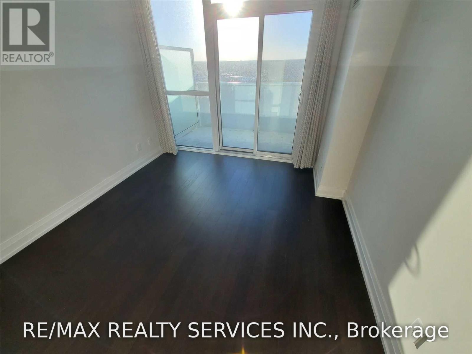65 Speers Road — photo 11