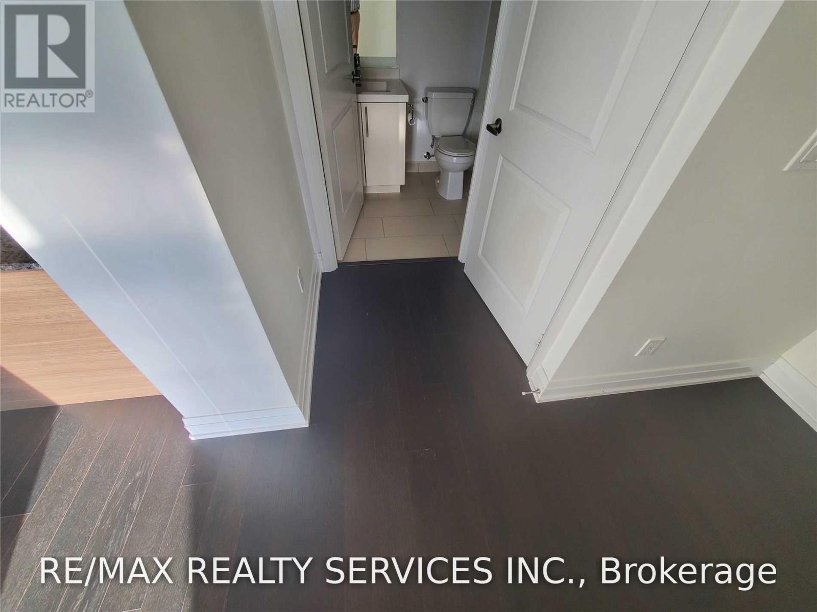 65 Speers Road — photo 12