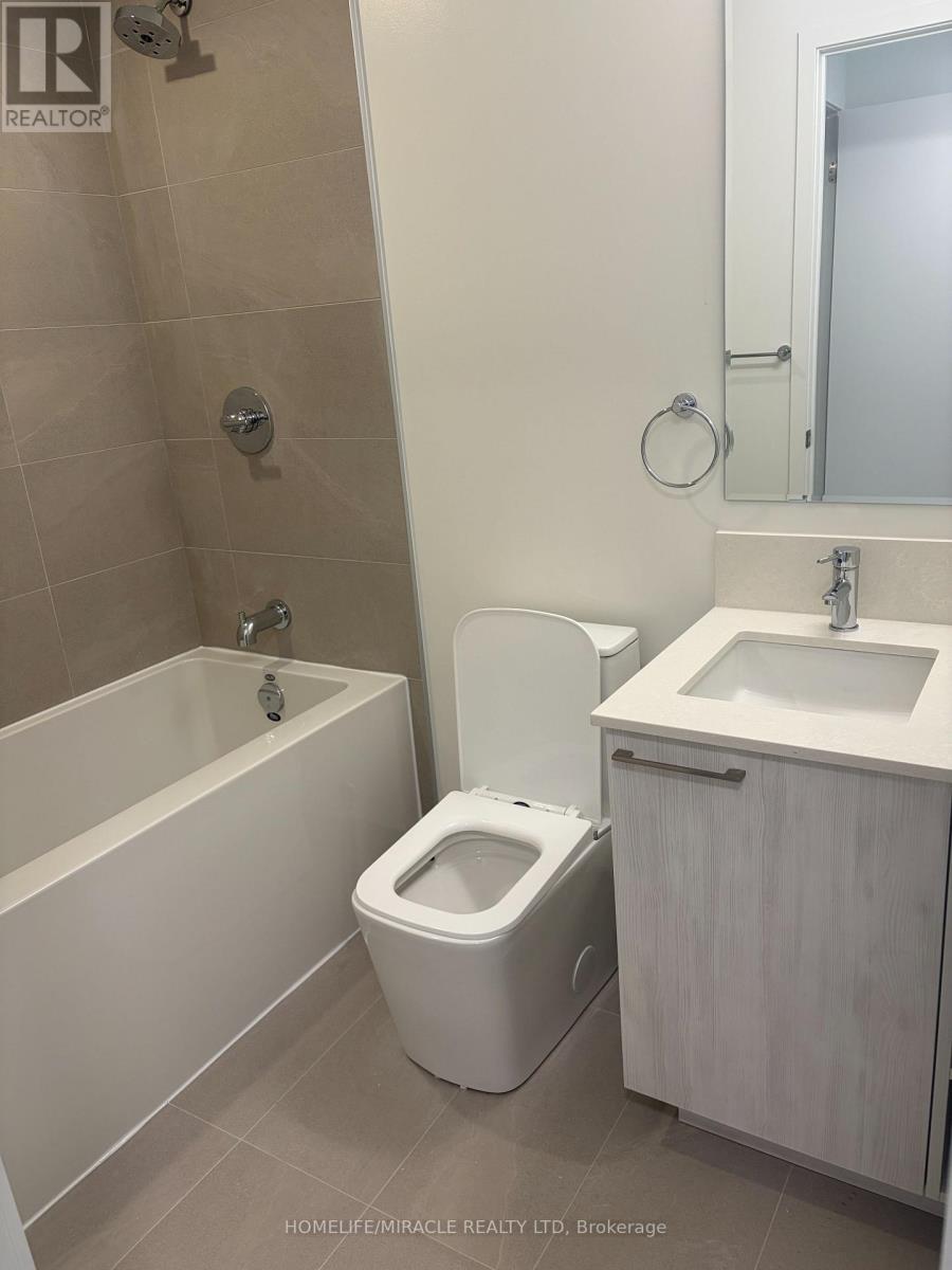 1381 Lakeshore Road East — photo 7