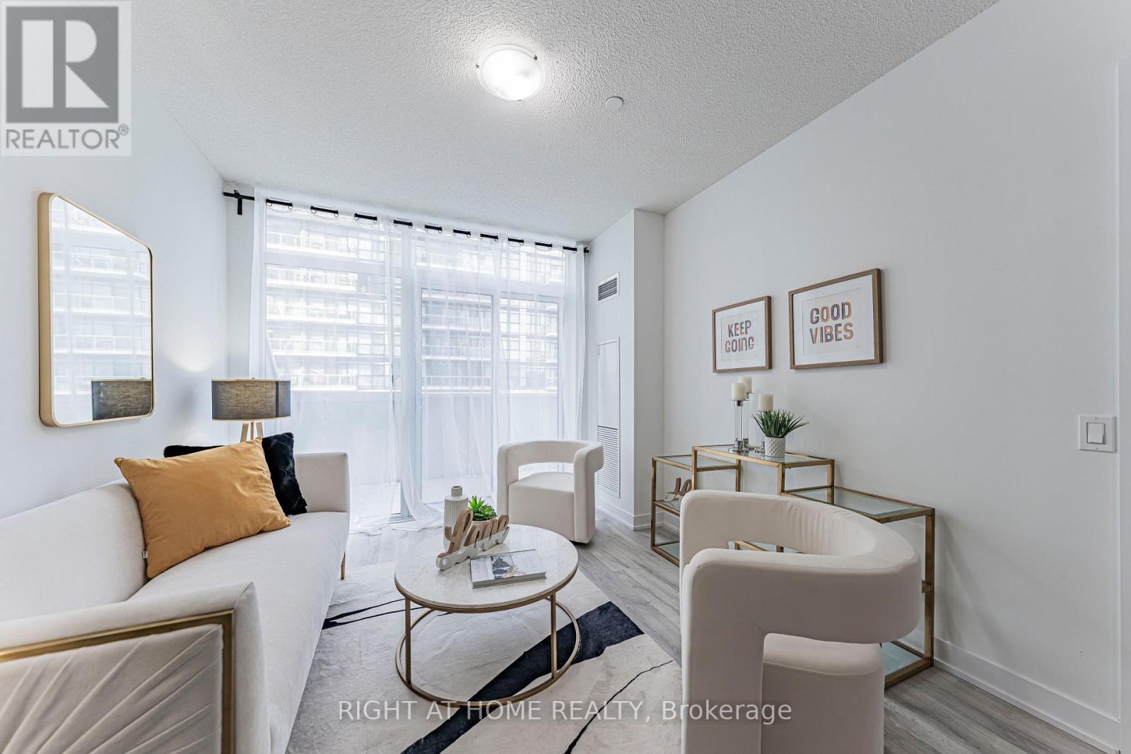 #402 251 MANITOBA STREET - 10