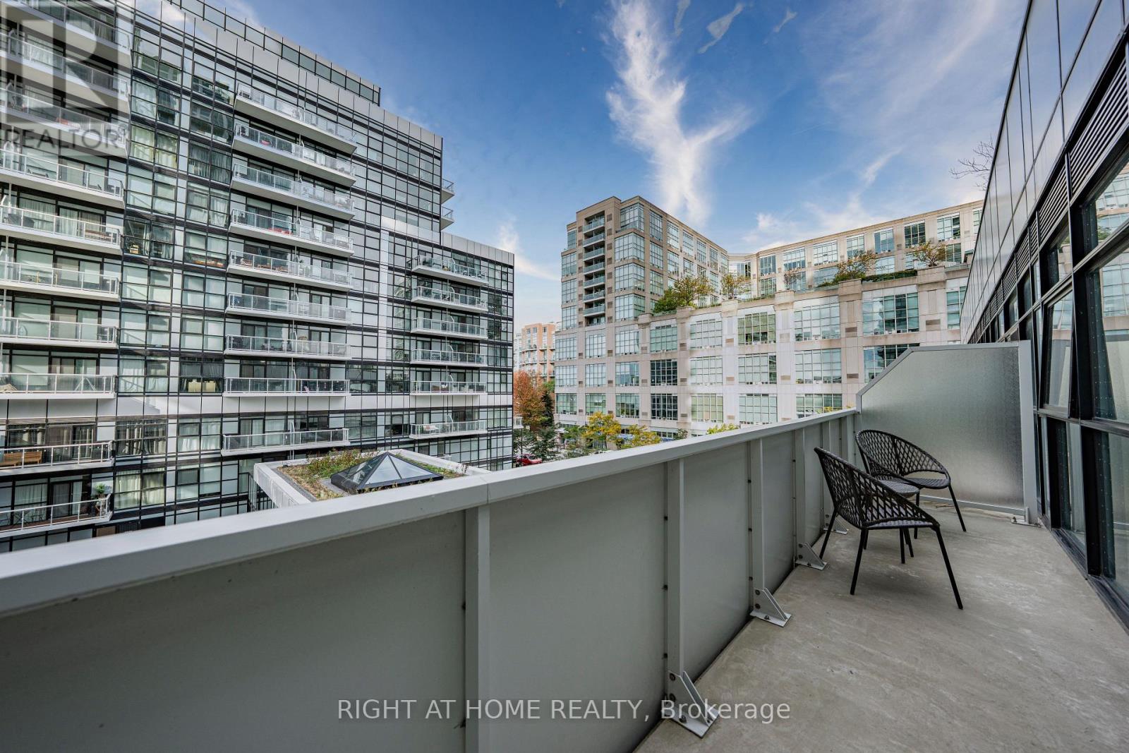 #402 251 MANITOBA STREET - 9