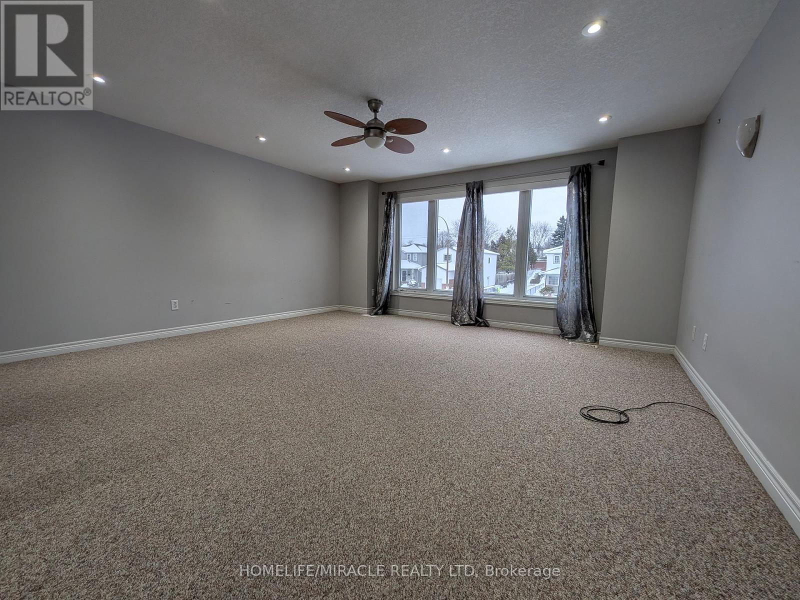 352 Bankside Drive — photo 7