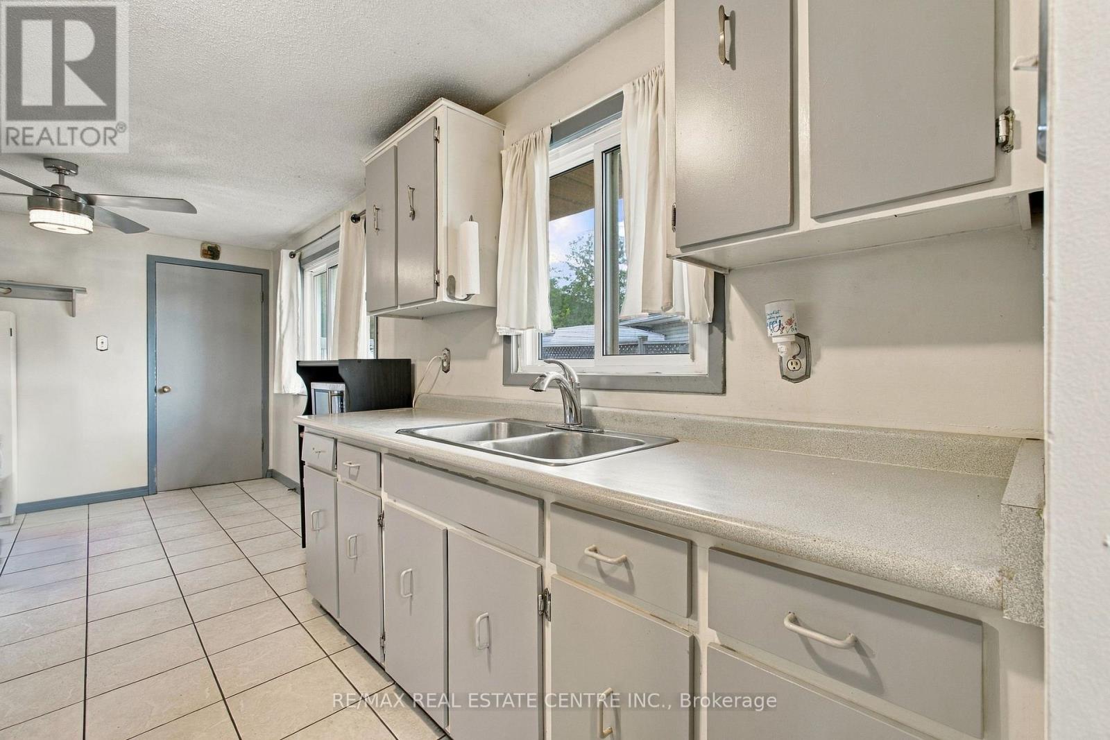 135 CEDARHILL CRESCENT - Image 12