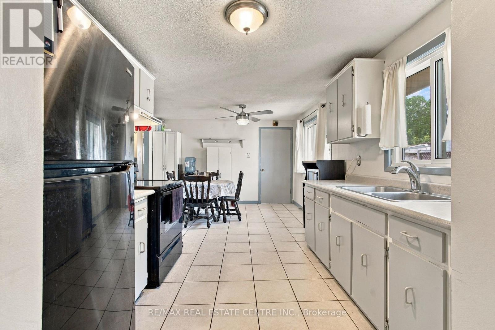 135 CEDARHILL CRESCENT - Image 9