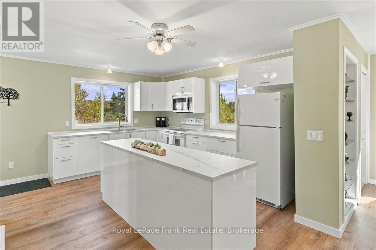 3984 County Rd 504 Road, North Kawartha, ON photo 8