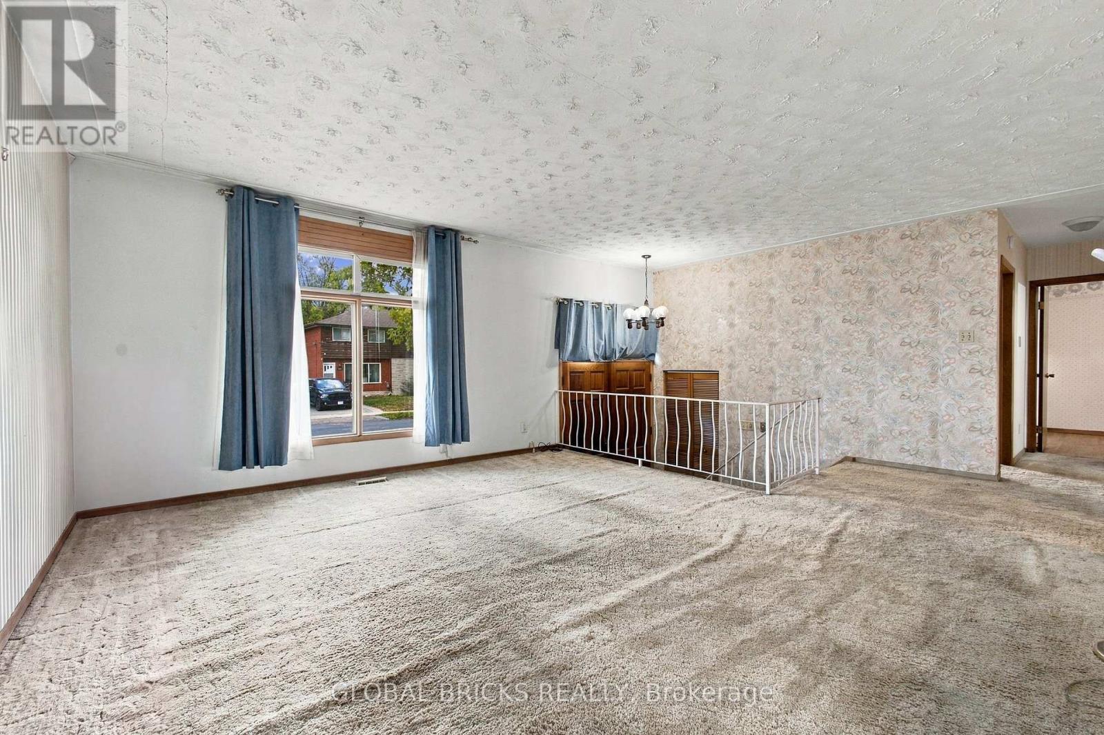 18 Falesy Avenue, Kitchener, ON photo 11