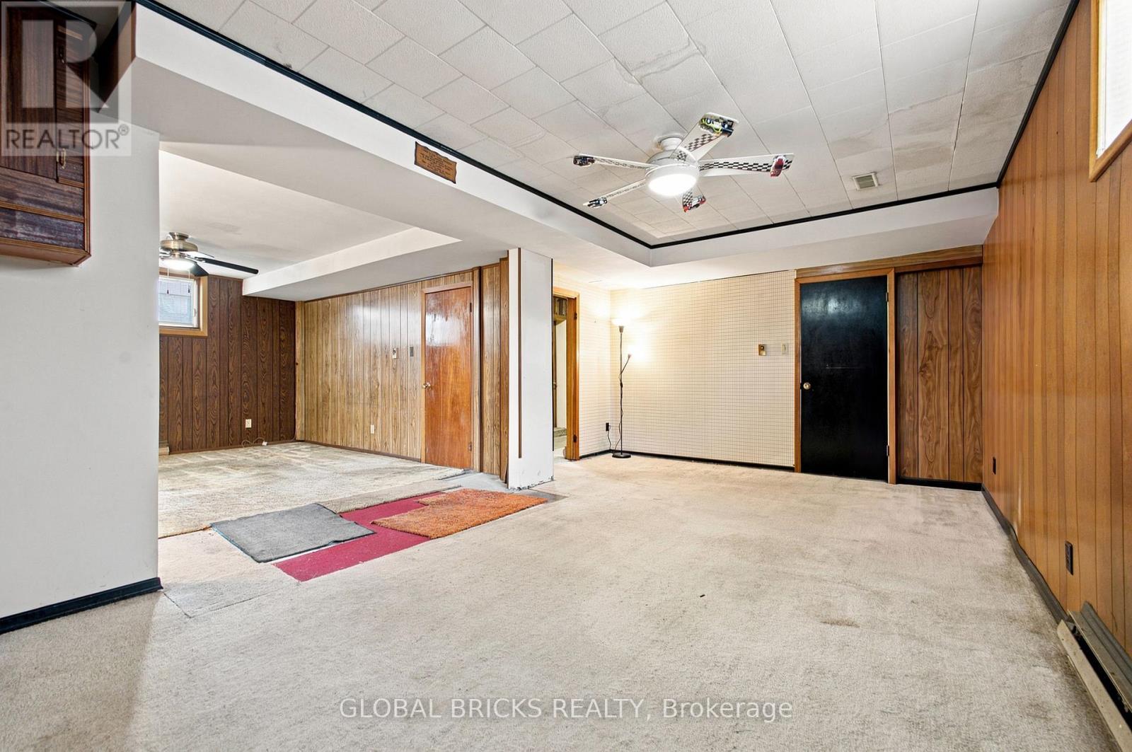 18 FALESY AVENUE - 23