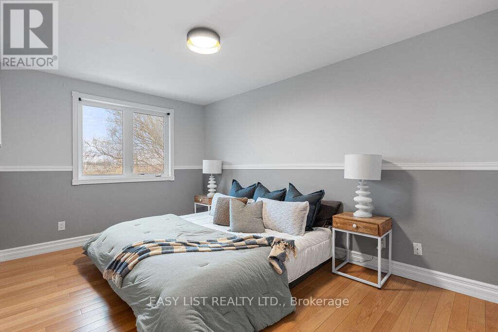 115 Road 4 Road East — photo 39