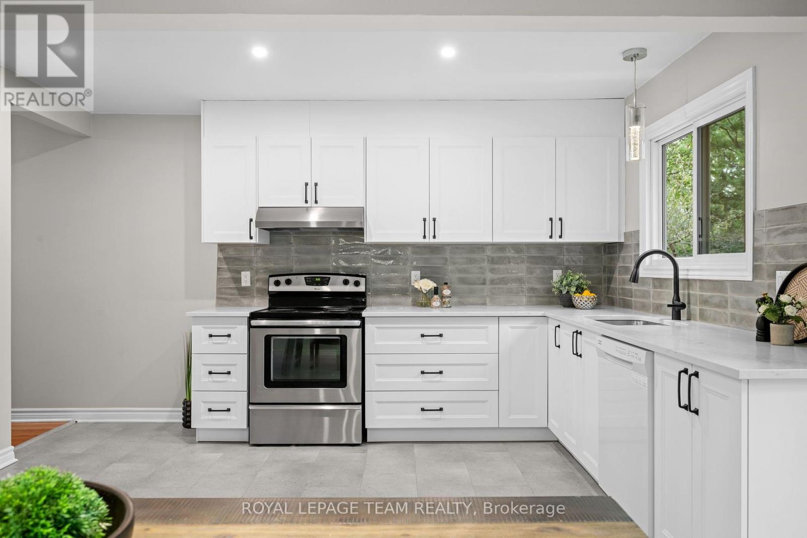 3424 MCCARTHY ROAD - 15
