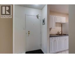 401, 1320 12 Avenue SW - photo 5