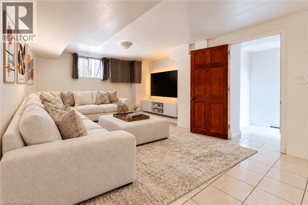 548 Beach Road — photo 28