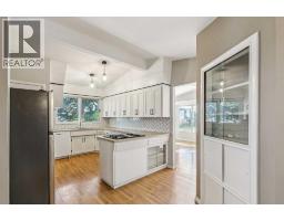 1101 42 Street SW - photo 12