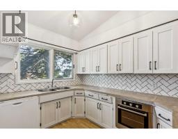1101 42 Street SW - photo 15