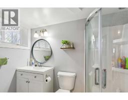 1101 42 Street SW - photo 36